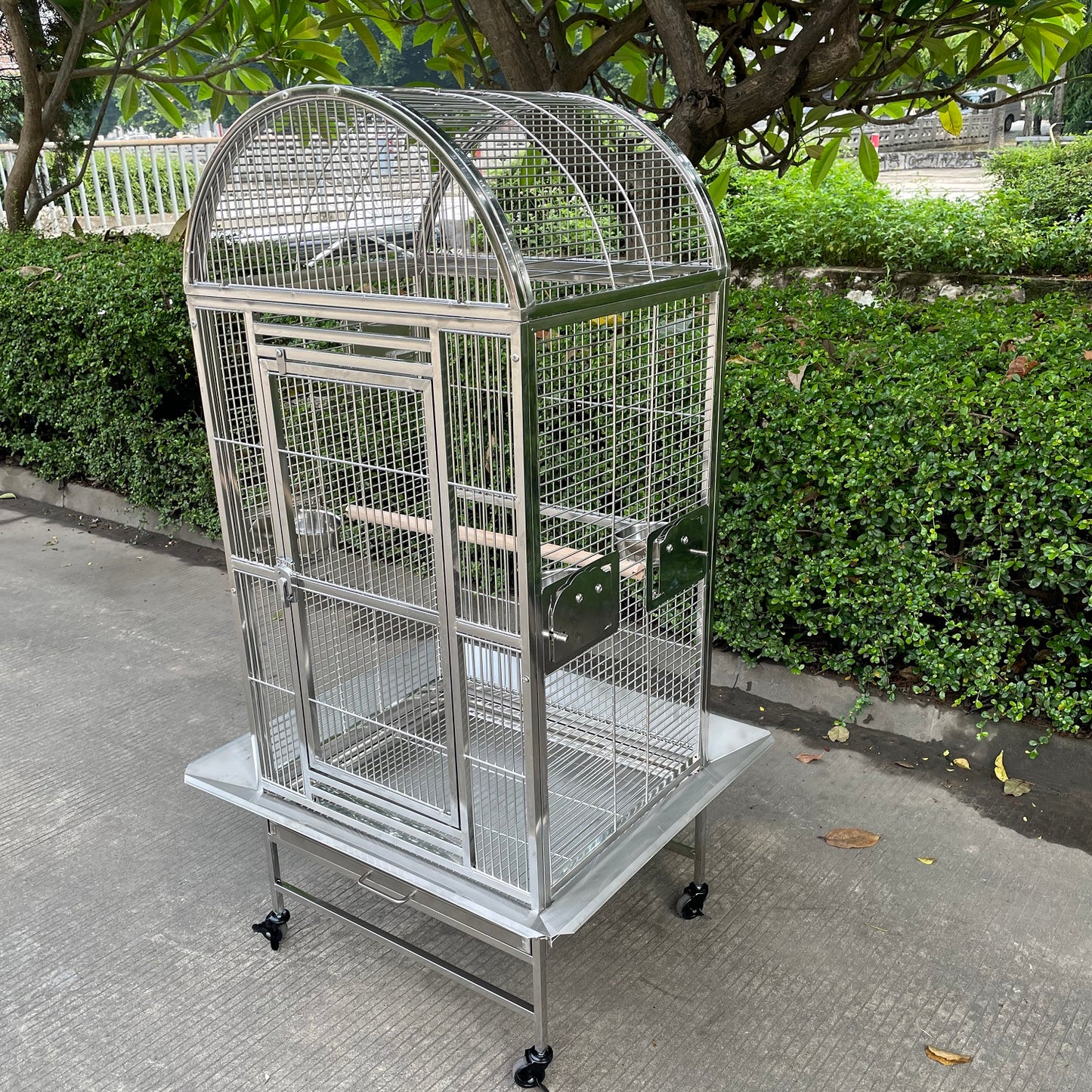 SUS201 Stainless Steel Parrot Cage 60x50x145cm Dome Top Bird Cage Big Macaw cage