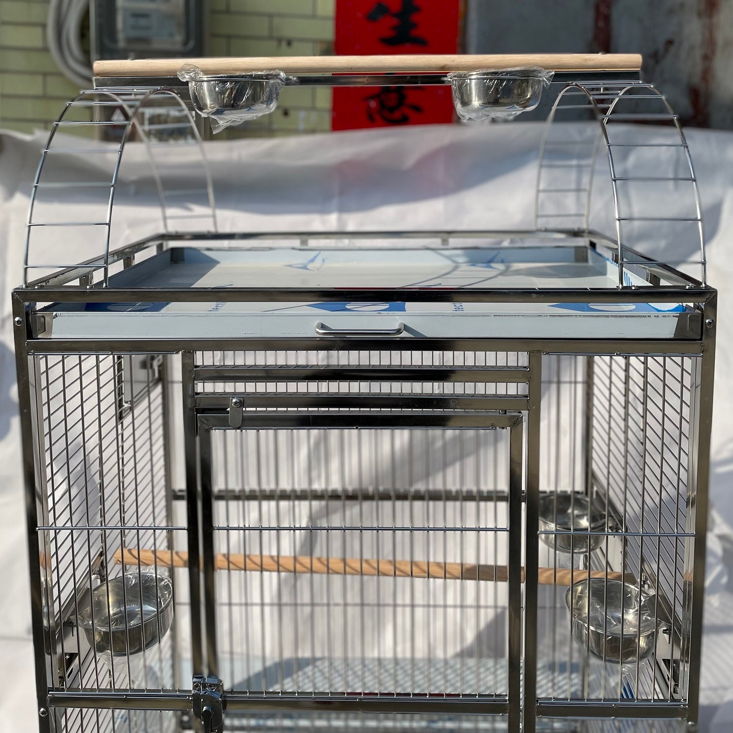 SUS201 Stainless Steel Parrot Cage 80x55x160cm Play Top Bird Cage Big Macaw