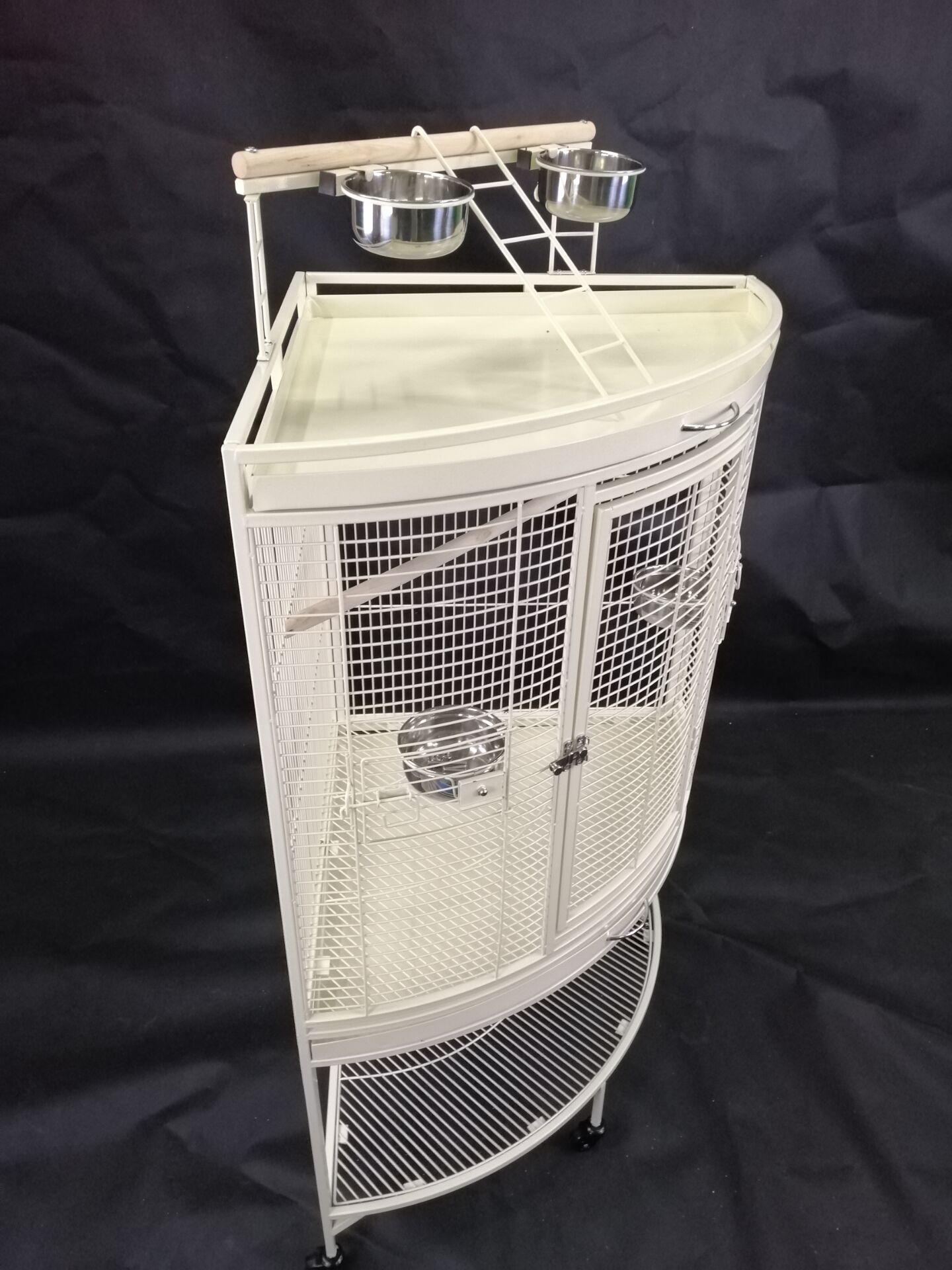 Eggshell White Corner Bird Cage Bird Cage Small Macaw Cage Parrot Cage Cocktail Cage