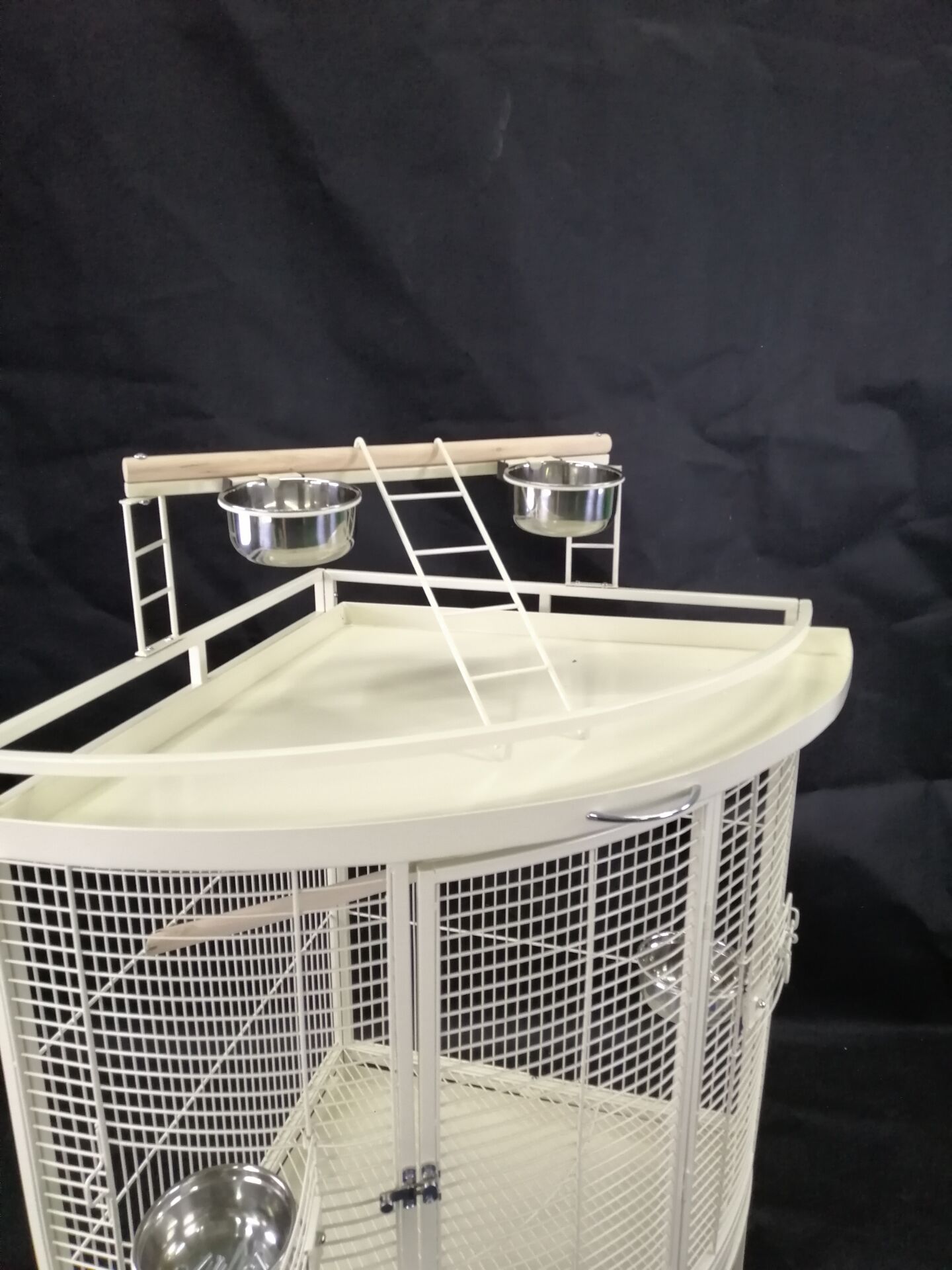 Eggshell White Corner Bird Cage Bird Cage Small Macaw Cage Parrot Cage Cocktail Cage